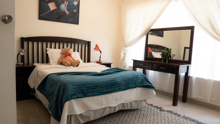  Bedroom Property for Sale in Flamwood North West